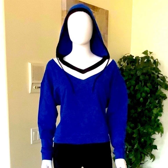 New York & Company Tops - New York & Co Pullover Hoodie